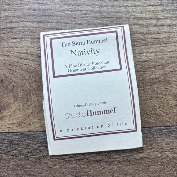 Berta Hummel Nativity Ornaments Set Camel Angel Standing Girl w Lute Goebel 2000 - Picture 9 of 9